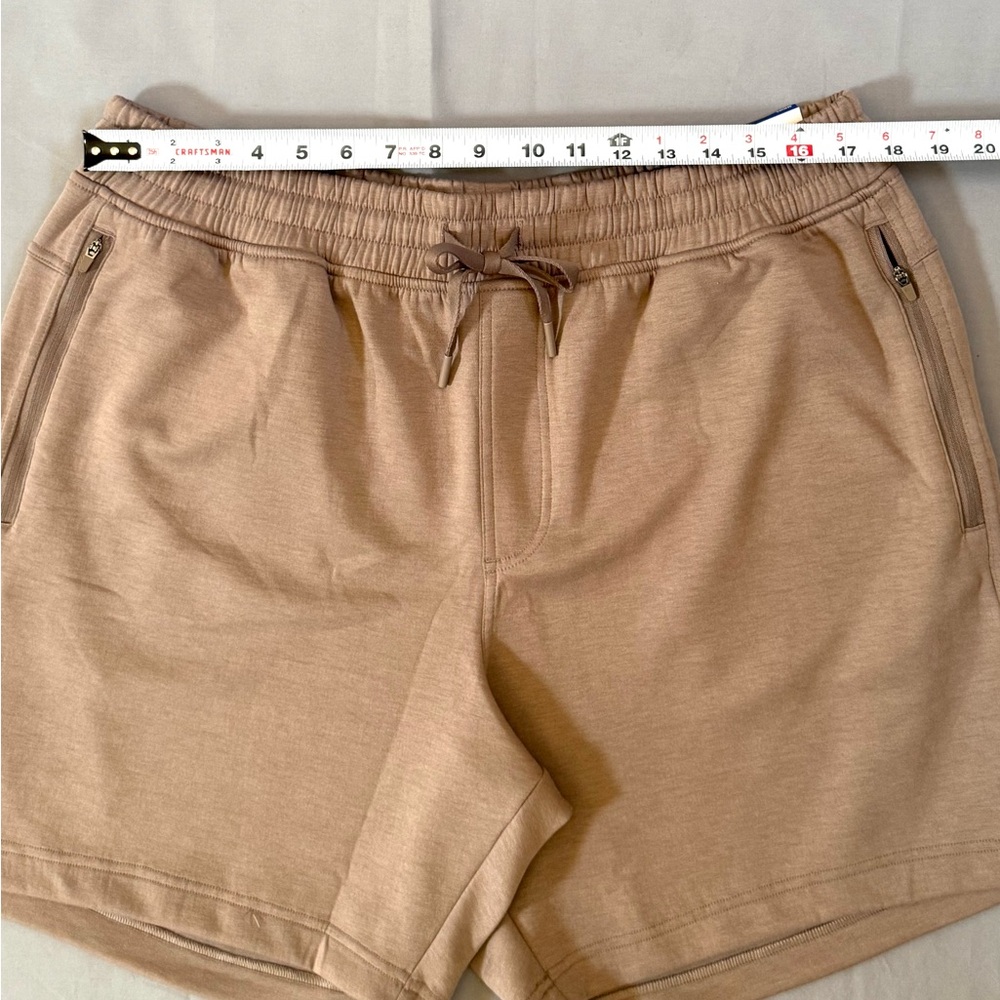 NWT Men’s Asher Short 90° light Brown Size XL - Picture 3 of 6